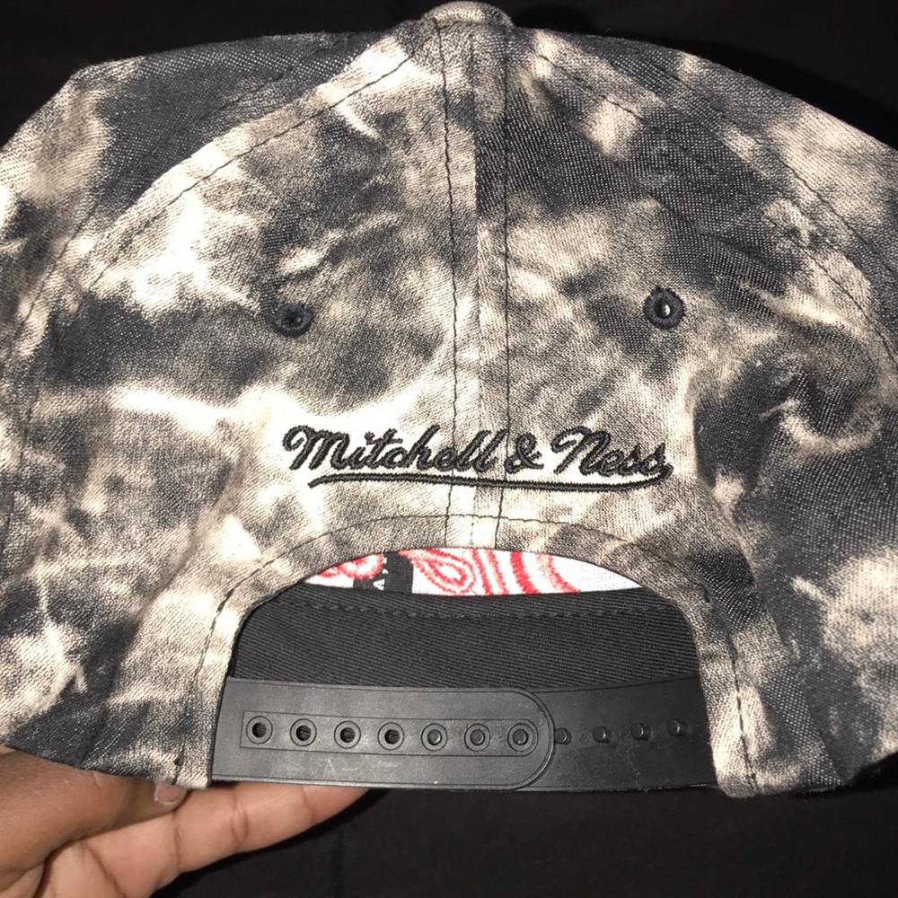 Official Mitchell &Ness Fitted! - image 2